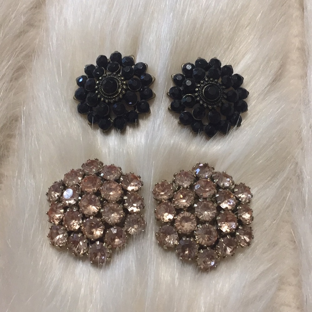 ✨ Set of two classy statement earrings